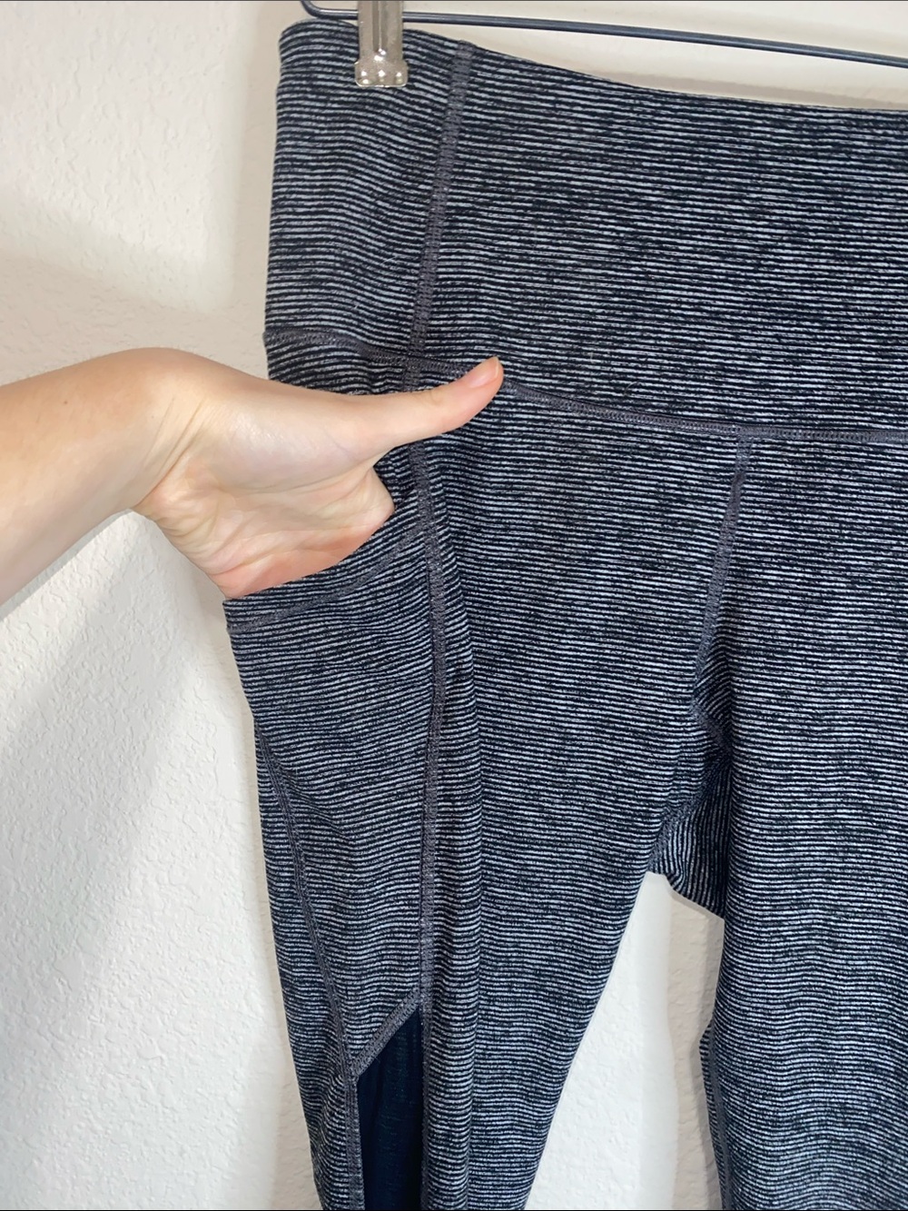 💋Adorable Grey and black leggings with mesh details up halfway on the sides! - Picture 3 of 9